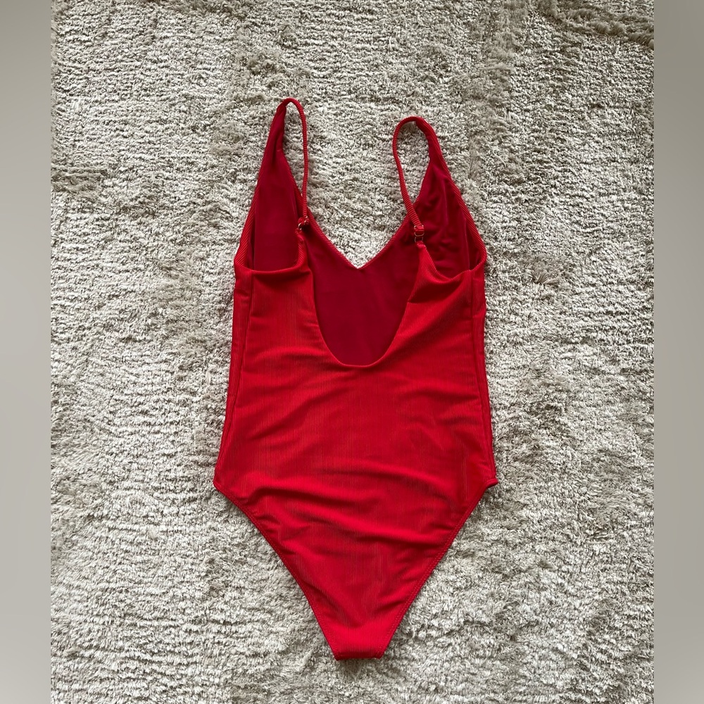 Beach Riot Reese Rib One-Piece Swimsuit - Picture 6 of 8